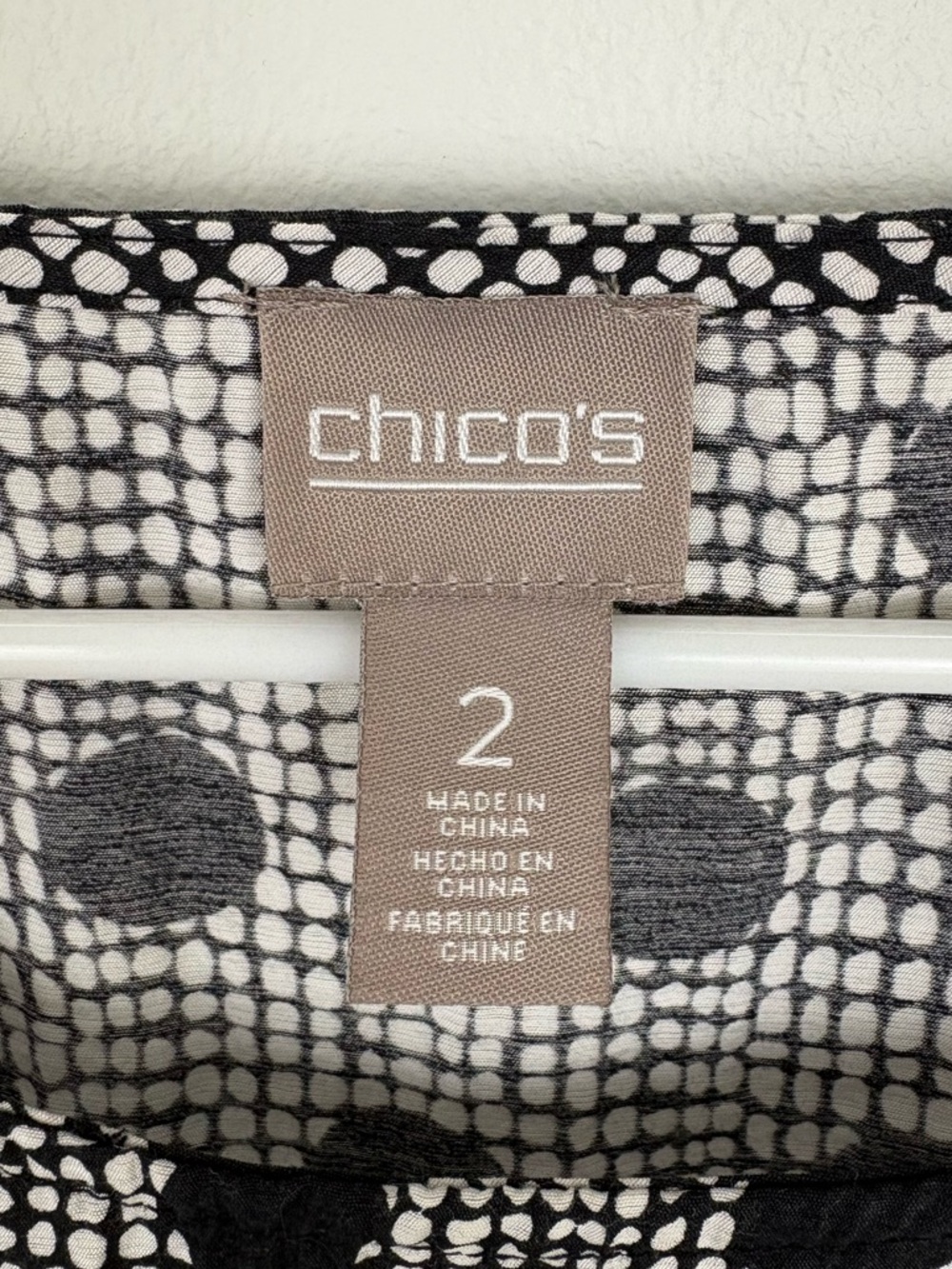 Chico's Black & White Polka Dot Knit Tunic Size Large Flowy Lightweight Beachy - Picture 2 of 8
